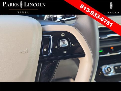 Certified 2023 Lincoln Corsair Reserve image 30