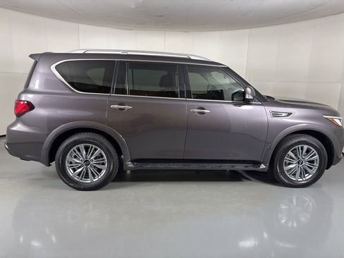 Used 2024 INFINITI QX80 Luxe image 9