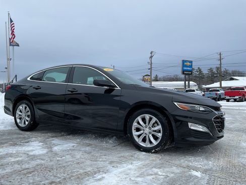 Certified 2023 Chevrolet Malibu LT image 2