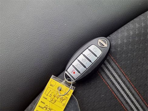 Used 2023 Nissan Altima 2.5 SR image 15