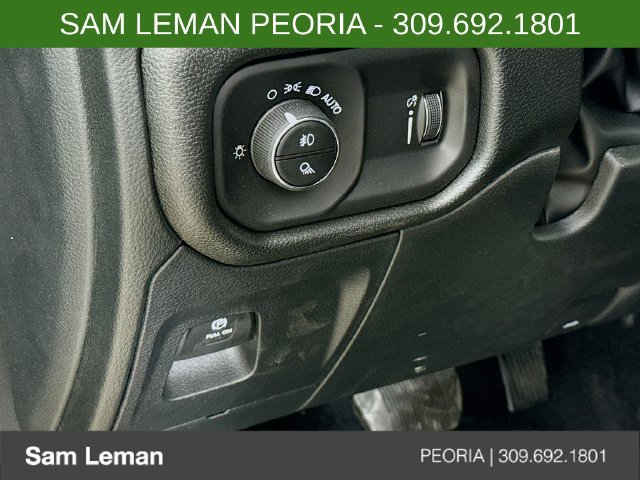New 2026 RAM 1500 Express AWD/4WD image 10