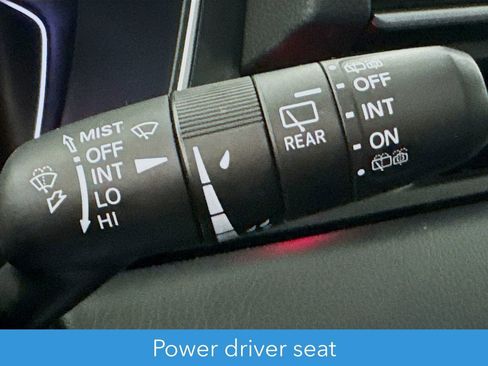 Used 2025 Honda Pilot EX-L image 16