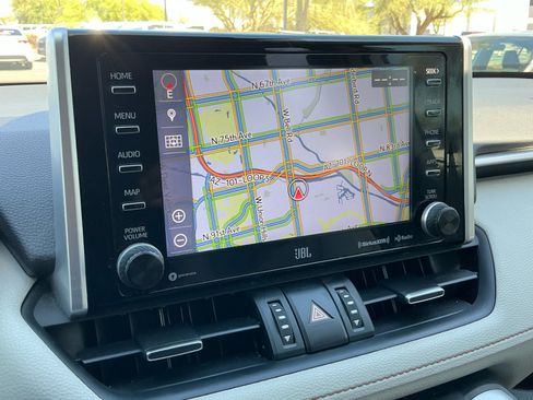 Certified 2019 Toyota RAV4 Limited w/ Cold Weather Package AWD/4WD image 28