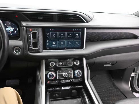 Used 2023 GMC Yukon XL Denali w/ Denali Reserve Package image 14
