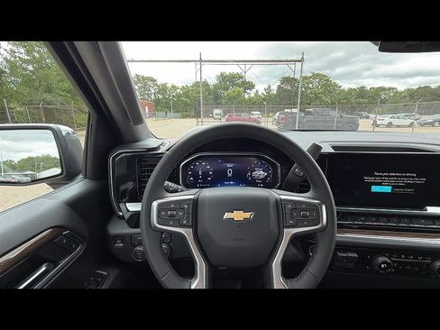 New 2026 Chevrolet Silverado 1500 LT AWD/4WD image 11