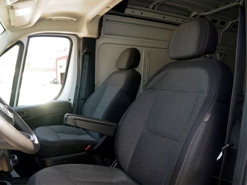 Used 2023 RAM ProMaster 2500 FWD image 14