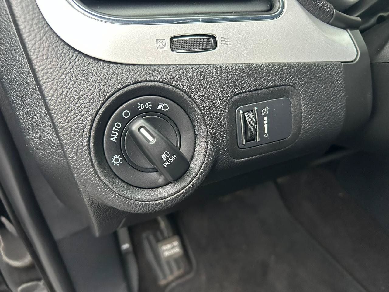 Used 2019 Dodge Journey GT AWD/4WD image 10