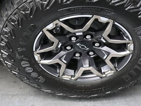 Used 2026 Chevrolet Colorado ZR2 AWD/4WD image 29