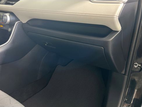 Used 2024 Toyota RAV4 XLE image 35