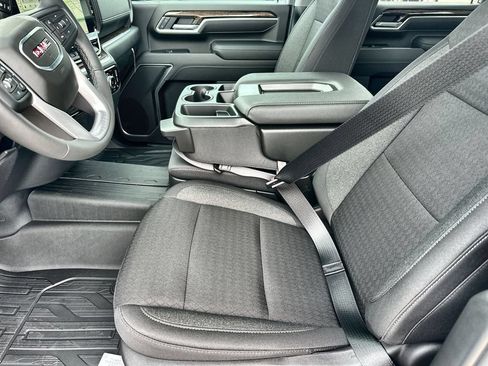 New 2026 GMC Sierra 2500 SLE w/ SLE Value Package; AWD/4WD image 24