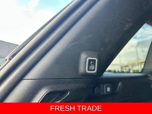 Used 2024 Jeep Grand Cherokee Altitude AWD/4WD image 12