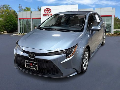 Used 2022 Toyota Corolla LE FWD image 1