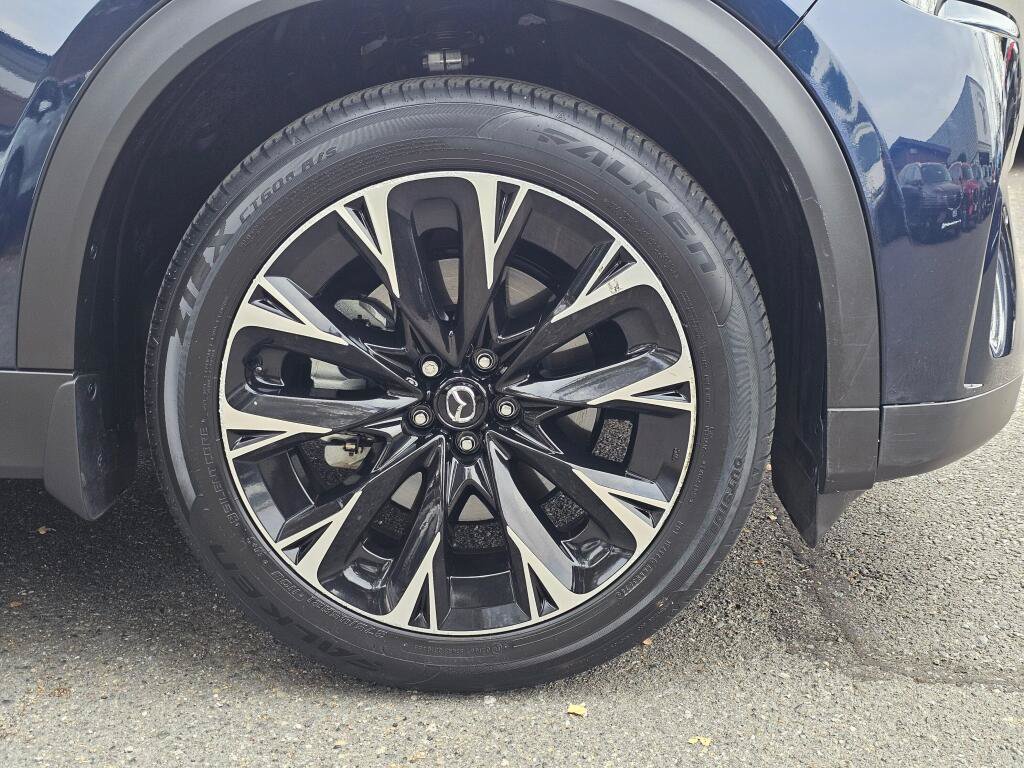Used 2025 MAZDA CX-90 Plug-In Hybrid w/ Premium Plus AWD/4WD image 9