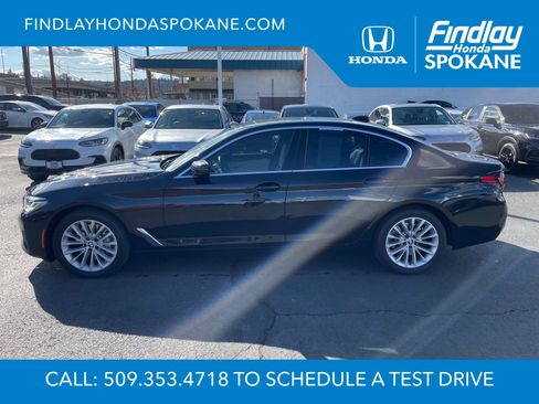 Used 2022 BMW 530i xDrive w/ Executive Package image 1
