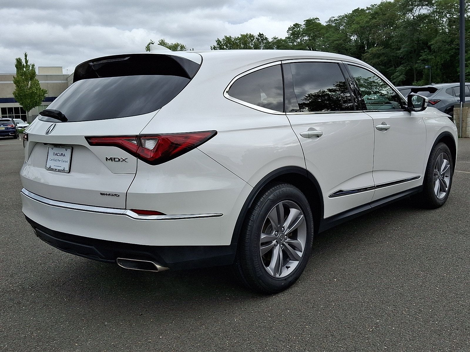 Certified 2024 Acura MDX SH-AWD image 6