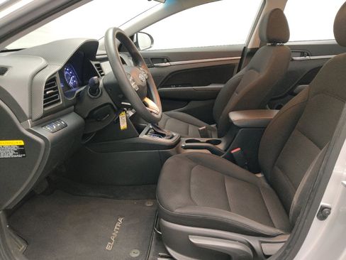 Used 2019 Hyundai Elantra SEL w/ Cargo Package image 17