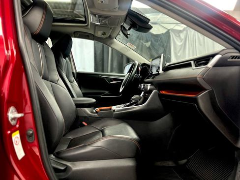 Used 2019 Toyota RAV4 Adventure w/ Cold Weather Package AWD/4WD image 22