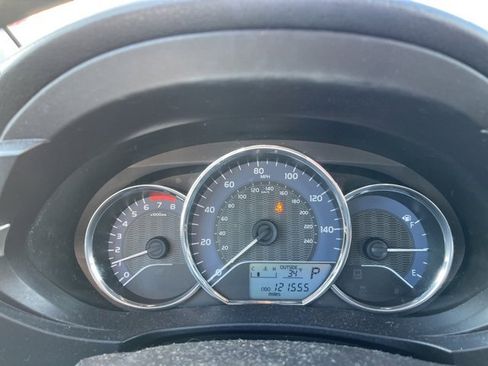 Used 2014 Toyota Corolla LE image 14