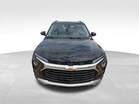 New 2026 Chevrolet TrailBlazer LT w/ Convenience Package FWD image 3