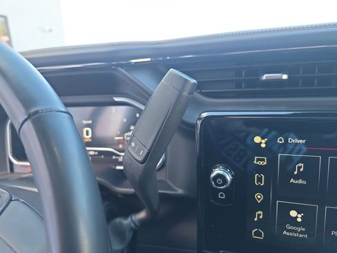 Used 2024 GMC Sierra 2500 AT4 w/ AT4 Premium Plus Package image 25