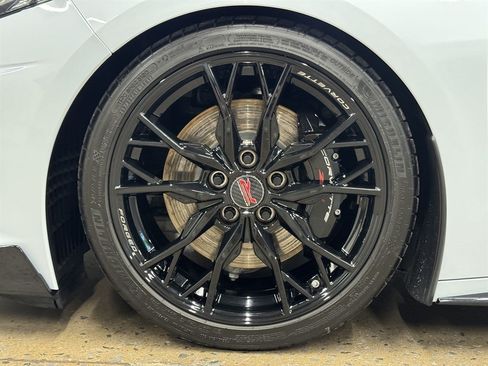 Used 2023 Chevrolet Corvette Stingray Coupe w/ Z51 Performance Package RWD image 6