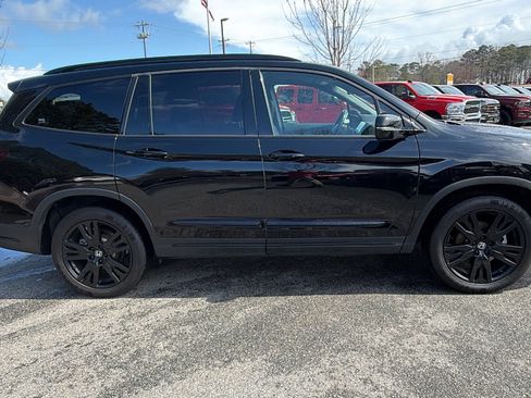 Used 2021 Honda Pilot Black Edition image 7