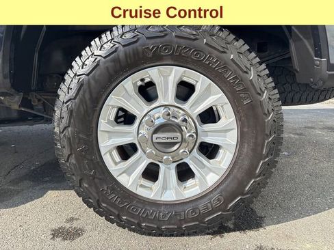 Used 2020 Ford F250 XLT w/ XLT Value Package image 9