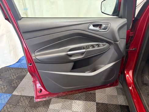 Used 2015 Ford Escape Titanium w/ Equipment Group 301A image 8