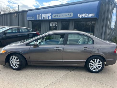 Used 2009 Honda Civic LX image 2