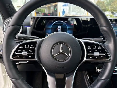 Used 2021 Mercedes-Benz A 220 4MATIC image 28