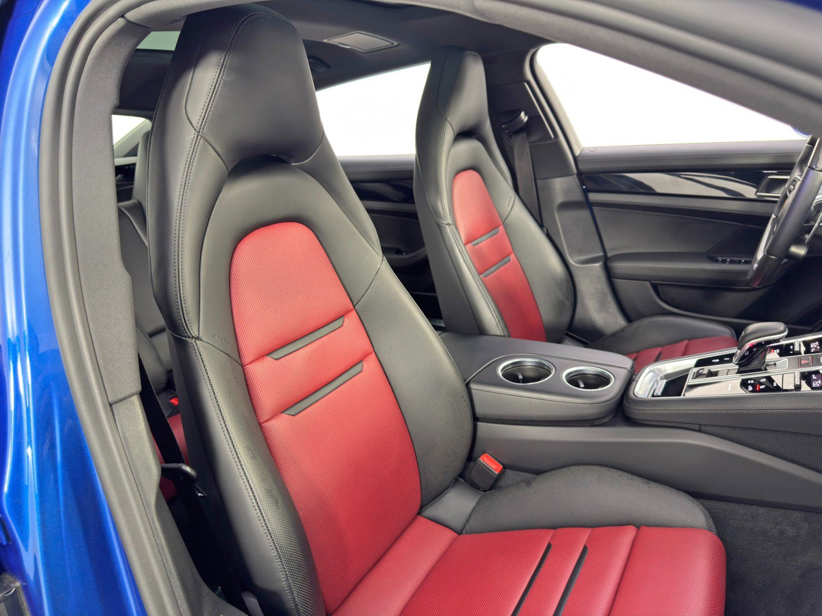 Used 2019 Porsche Panamera 4 Executive w/ Premium Package Plus AWD/4WD image 40