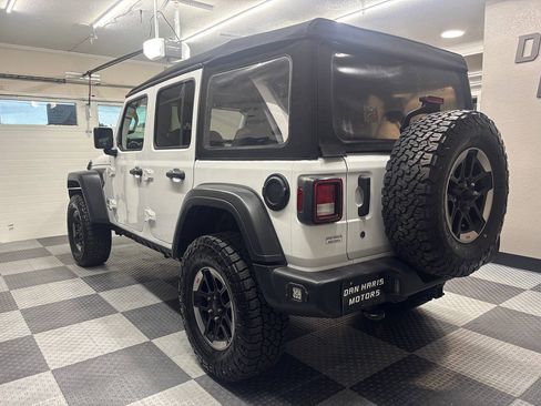 Used 2018 Jeep Wrangler Unlimited Sport S AWD/4WD image 10