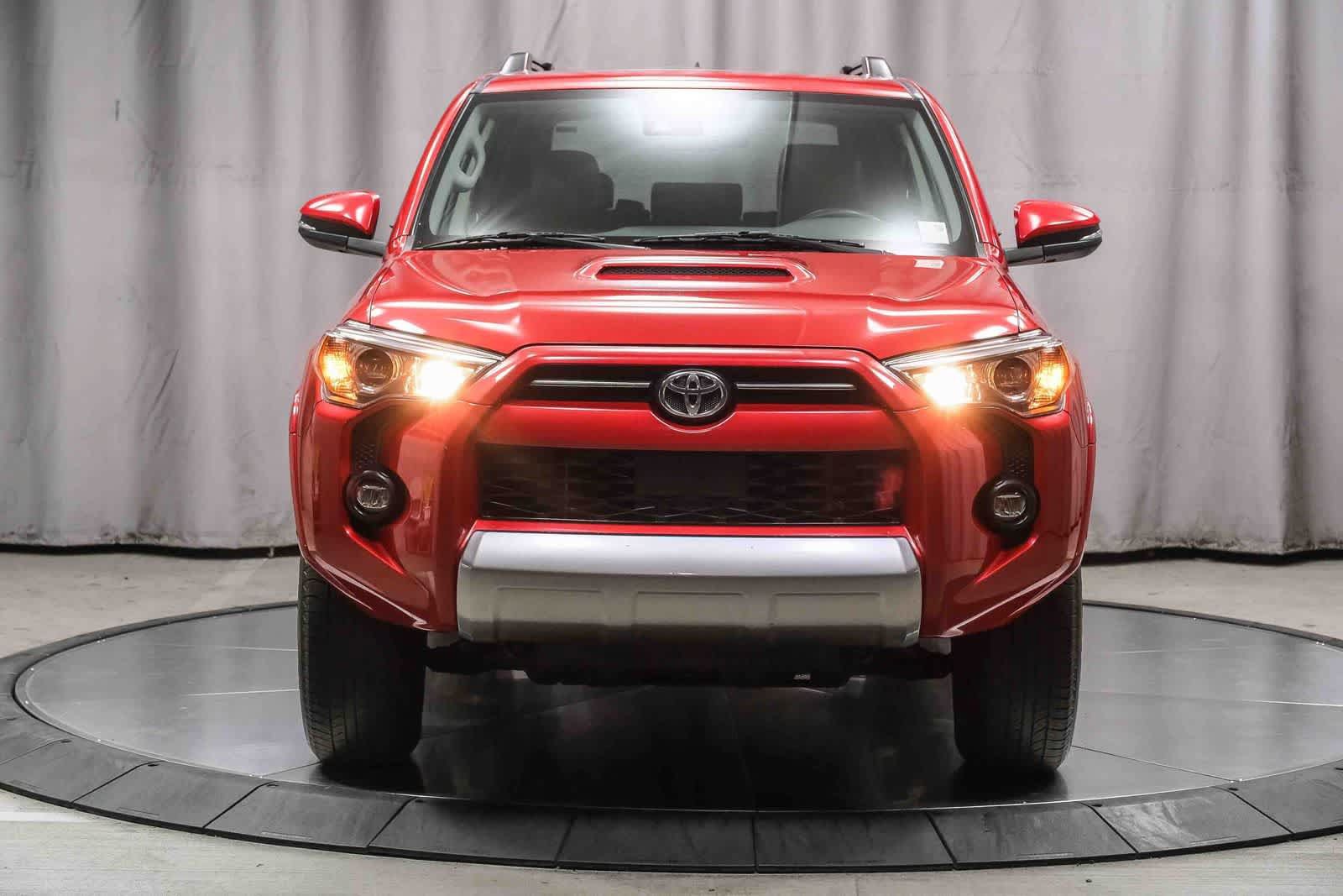 Used 2023 Toyota 4Runner TRD Off-Road Premium w/ Moonroof Package AWD/4WD image 6