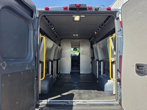 Used 2019 RAM ProMaster 2500 FWD image 17