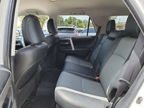 Used 2017 Toyota 4Runner SR5 Premium RWD image 13