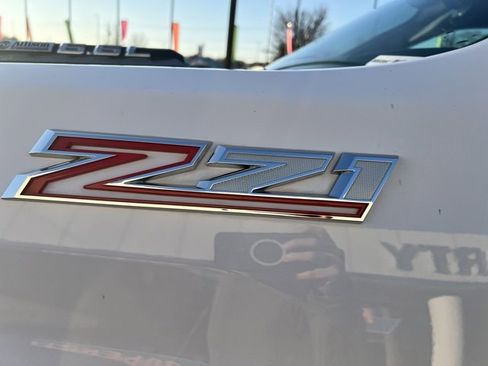 Certified 2025 Chevrolet Silverado 2500 LTZ w/ LTZ Premium Package image 13