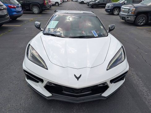 Used 2024 Chevrolet Corvette Stingray Preferred Cpe w/ Z51 Performance Package RWD image 4