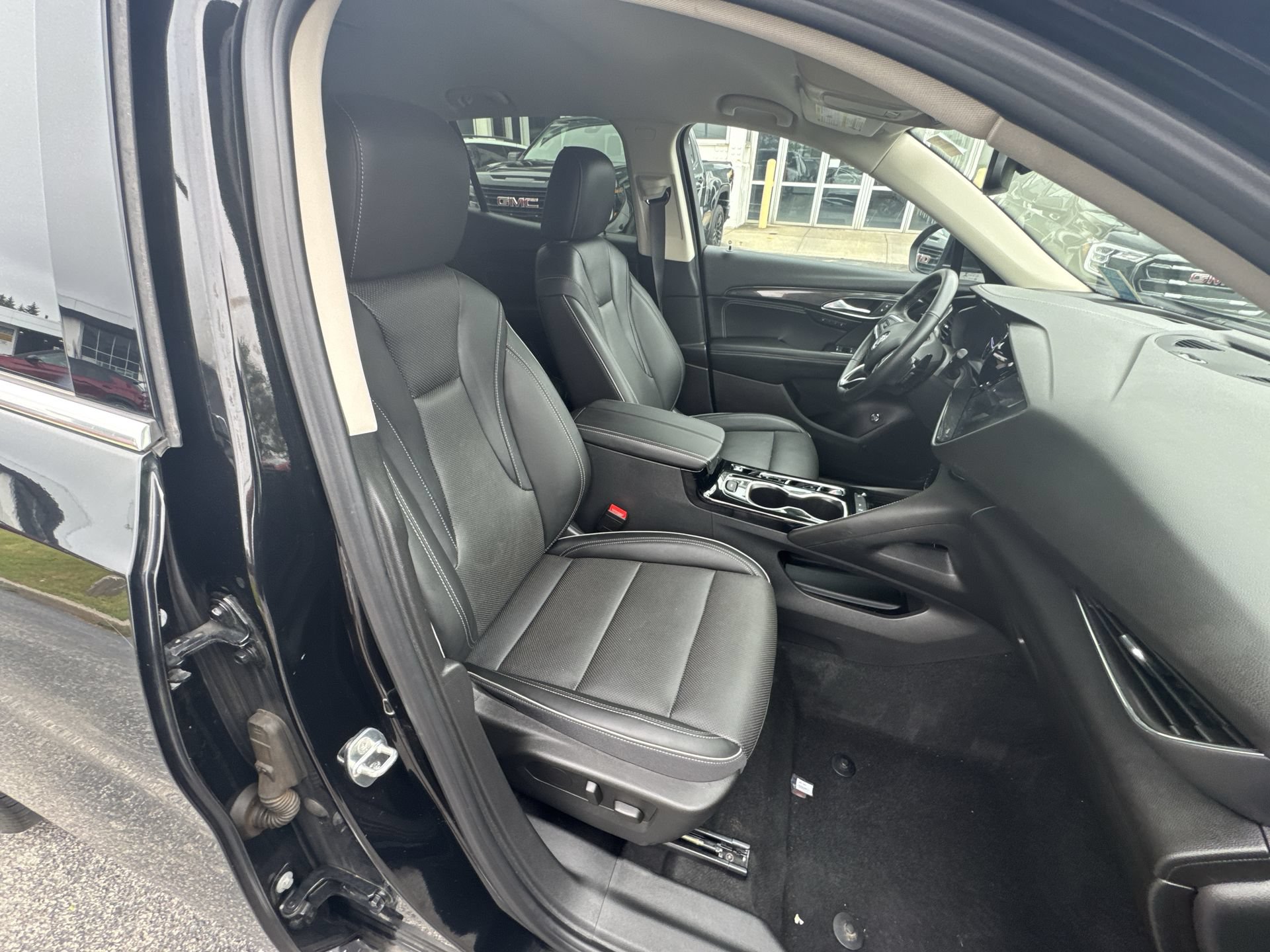 Certified 2023 Buick Envision Essence FWD image 27