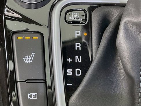 Used 2026 Kia Seltos EX image 21