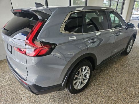 Used 2025 Honda CR-V EX-L image 2