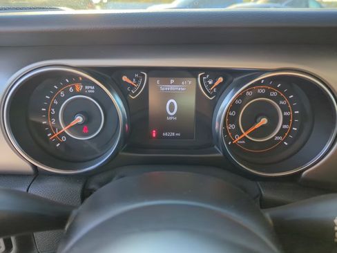 Used 2020 Jeep Wrangler Unlimited Sport image 18