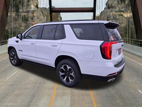 New 2026 GMC Yukon AT4 Ultimate AWD/4WD image 8