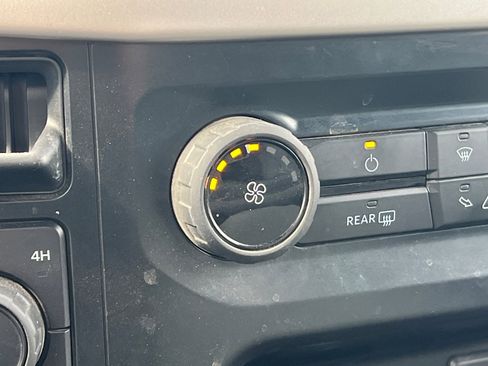 Used 2023 Ford F150 XLT image 28