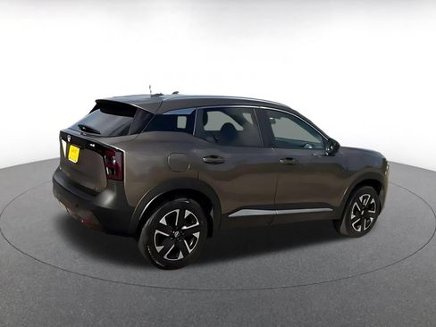 Used 2026 Nissan Kicks SV w/ Cold Weather Package AWD/4WD image 15