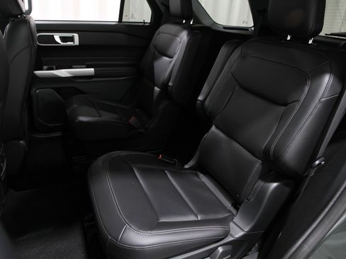 Certified 2023 Ford Explorer XLT w/ Equipment Group 202A image 20