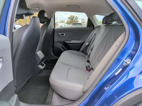 Used 2025 Kia K4 LXS image 12