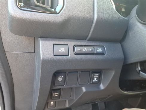 New 2026 Nissan Frontier SV image 19