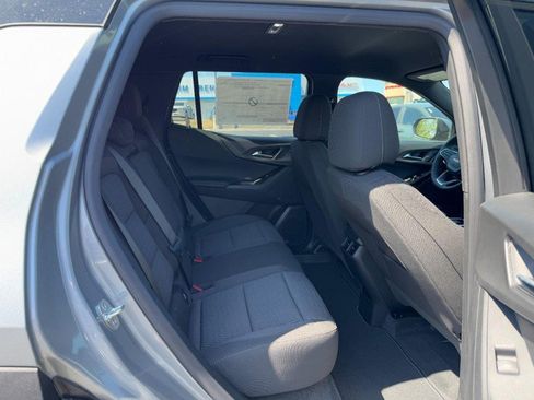 New 2026 Chevrolet Equinox LT w/ Safety and Technology Package AWD/4WD image 5