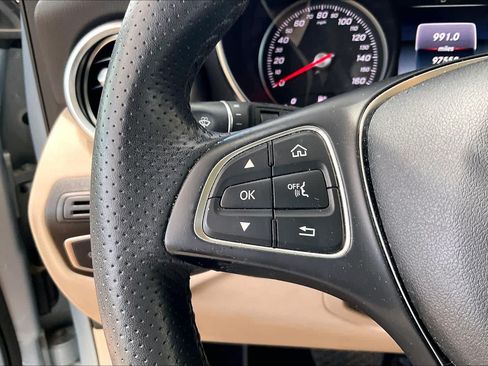 Used 2017 Mercedes-Benz GLC 300 image 23