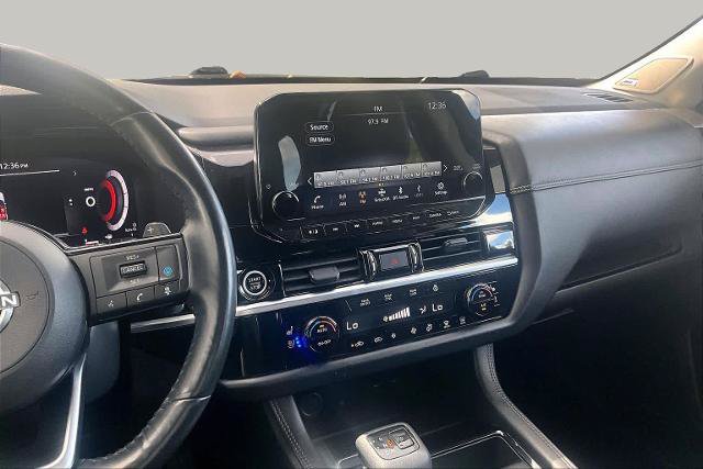 Used 2023 Nissan Pathfinder Platinum FWD image 7